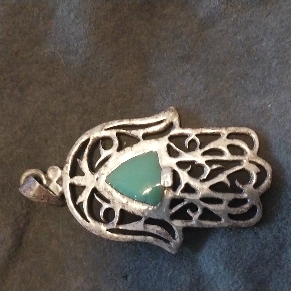 Sterling hamza with blue stone - Picture 2 of 3